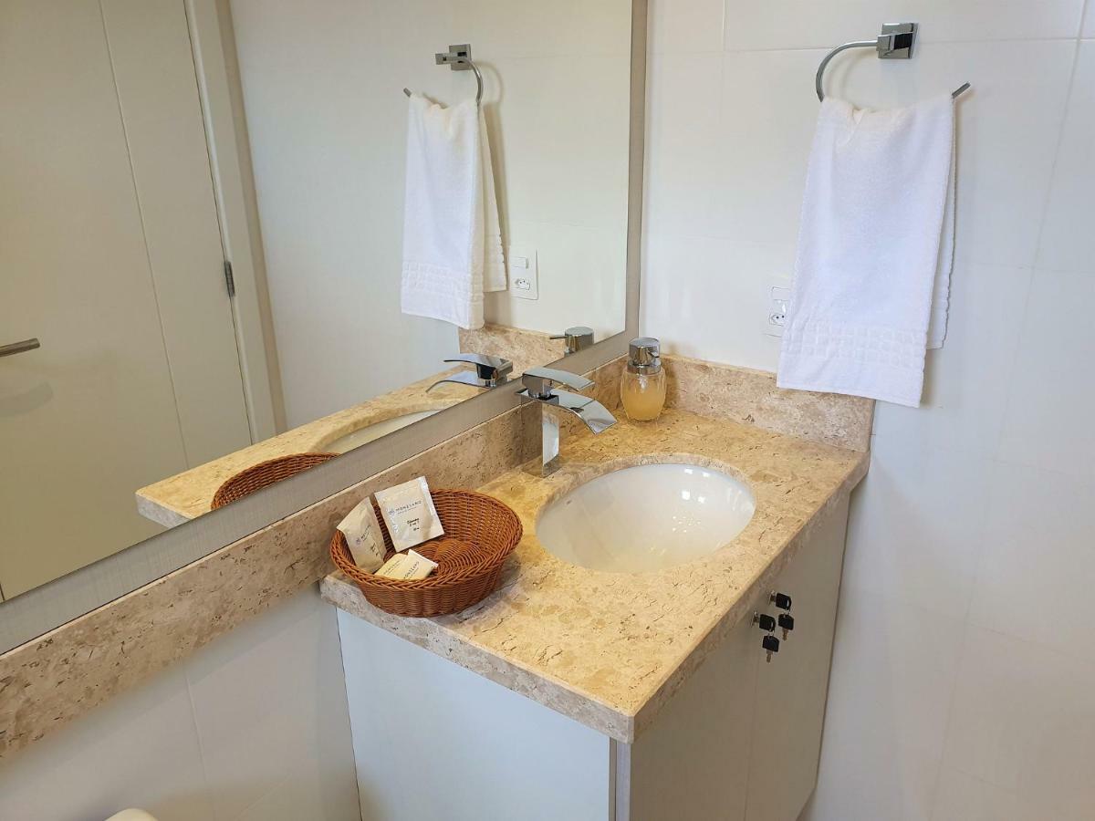 Apto Luxo 800M R. Coberta | 2 Suites | Mobiliado Gramado Kültér fotó
