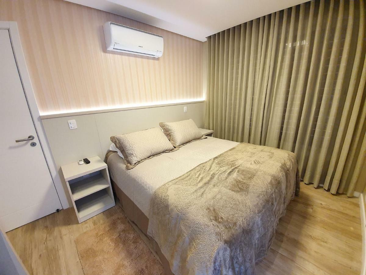 Apto Luxo 800M R. Coberta | 2 Suites | Mobiliado Gramado Kültér fotó